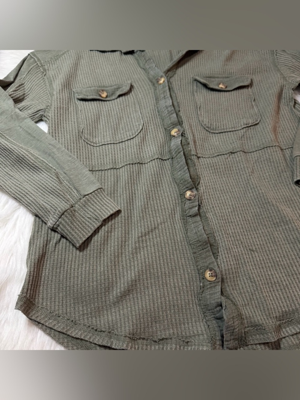 Rewind Button Front Knit Shacket Green XL - Picture 8 of 9